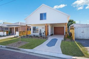 James Street Morpeth Three Bedroom Townhouse.