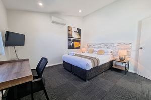 The Master Bedroom of a 3 Bedroom Townhouse Apartment at Birmingham Gardens Townhouses.