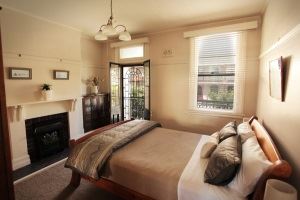 The main bedroom in the Vista Apartment.